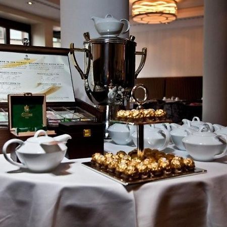 Hotel Favor Дюселдорф Екстериор снимка